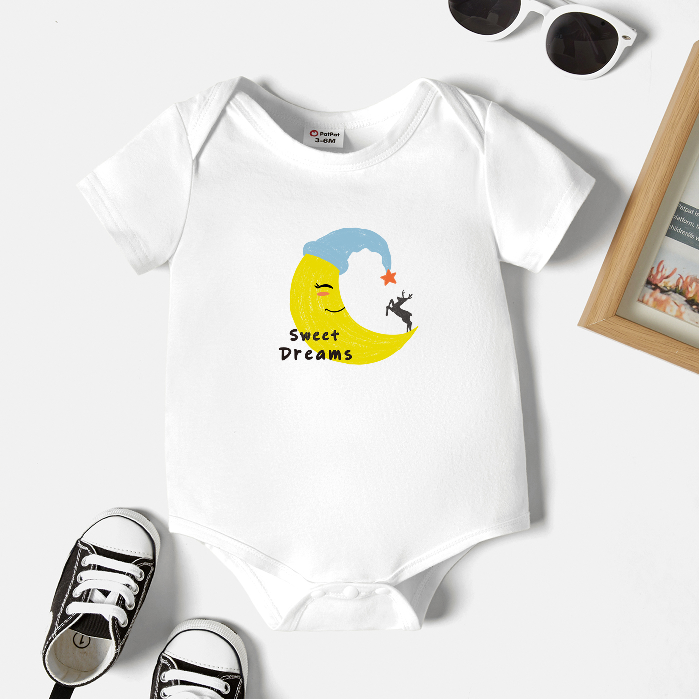

Baby Graphic White Short-sleeve Romper