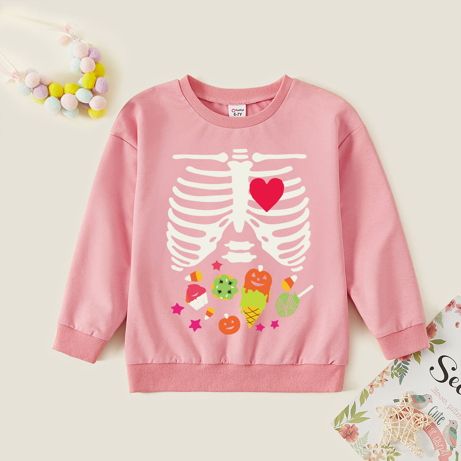 

Halloween Kid Graphic Skeleton and Food and Heart Print Long-sleeve Pullover
