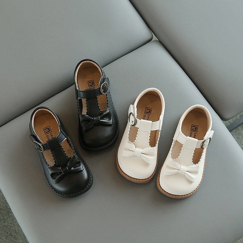 

Toddler Solid Color Bowknot Decor Velcro Shoes