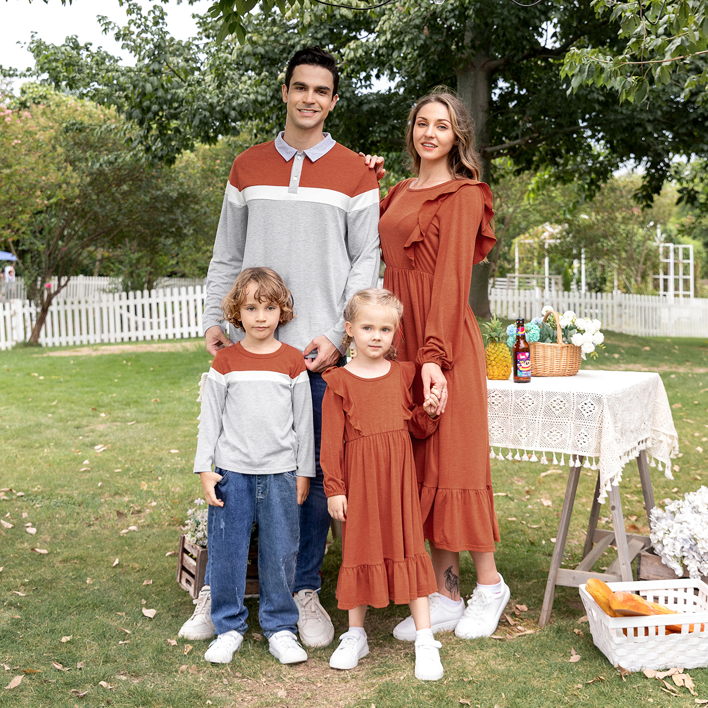 

Family Matching Solid Long-sleeve Ruffle Midi Dresses and Color Block T-shirts Sets