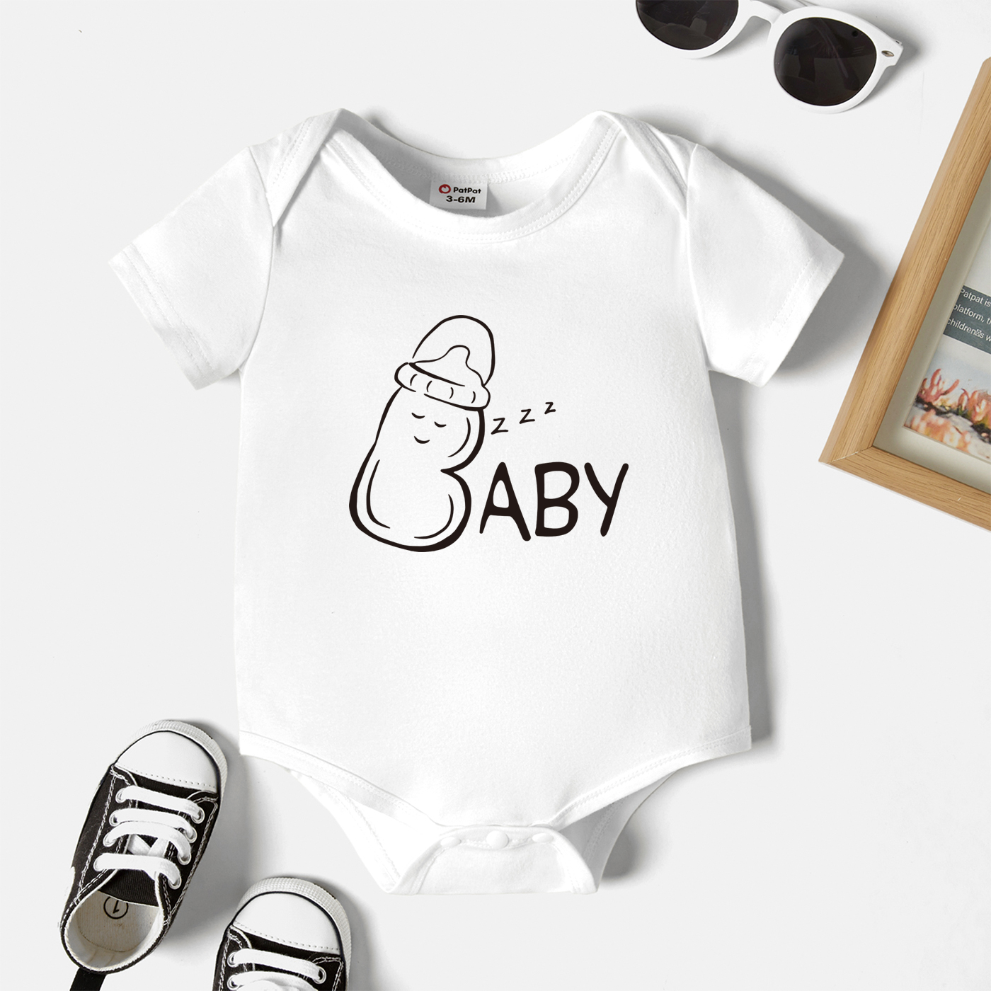 

Baby Graphic White Short-sleeve Romper