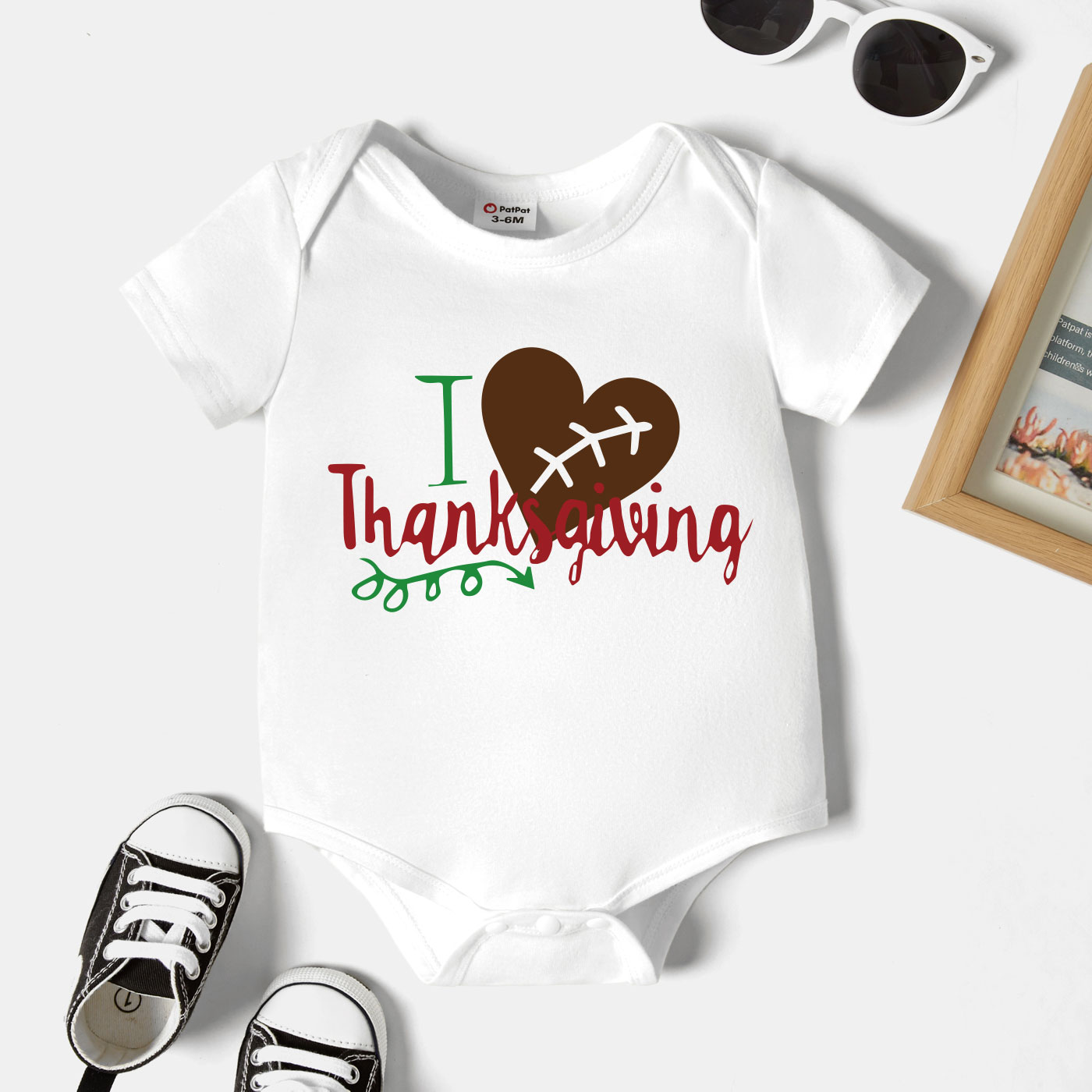

Baby Graphic White Short-sleeve Romper