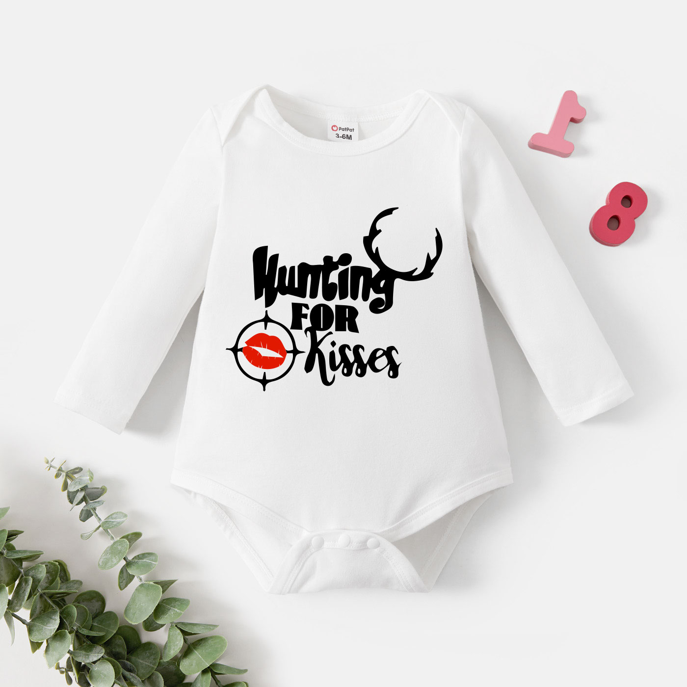 

Baby Graphic White Long-sleeve Romper