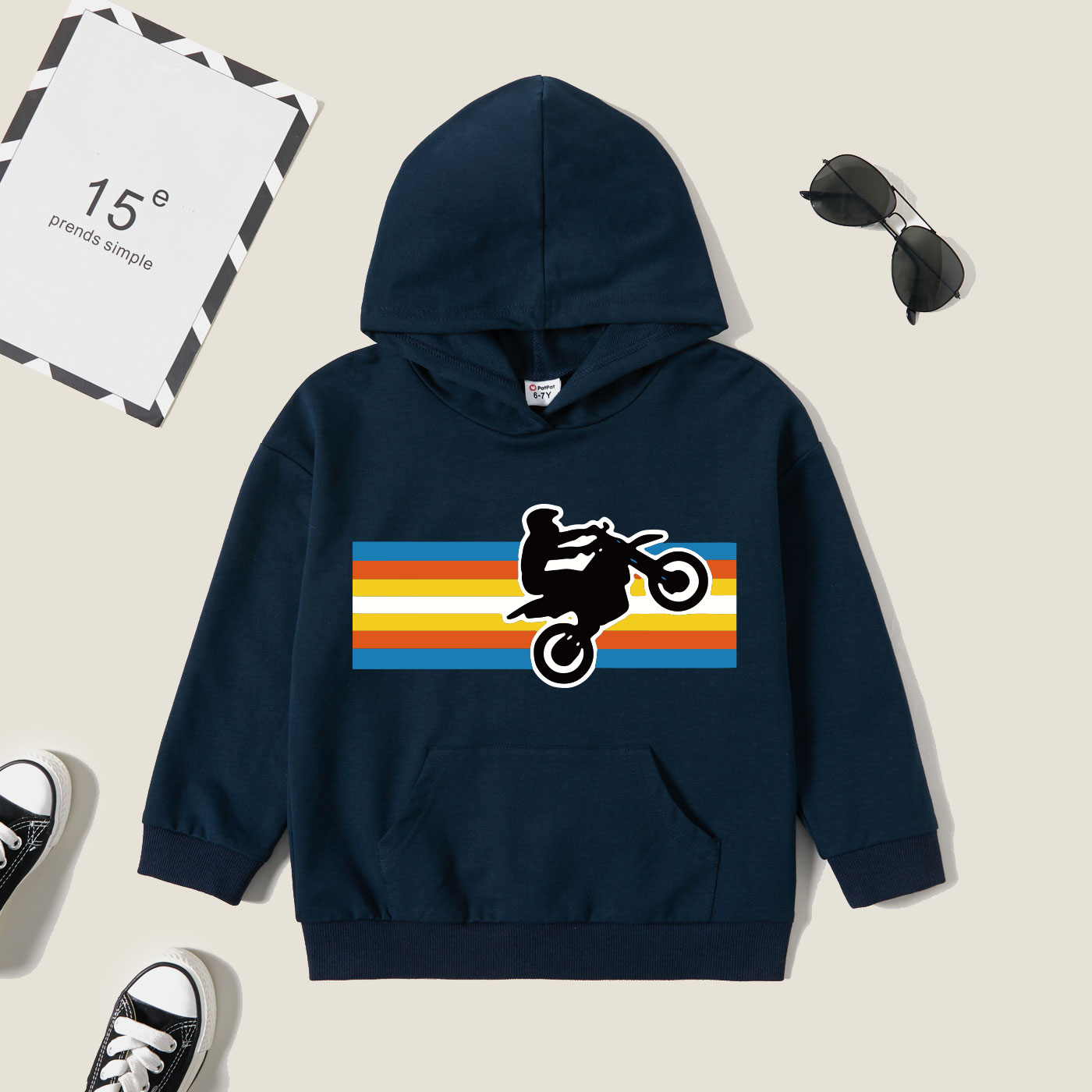 

Kid Boy Graphic Motorcycle and Human Print Long-sleeve Hooded Pullover