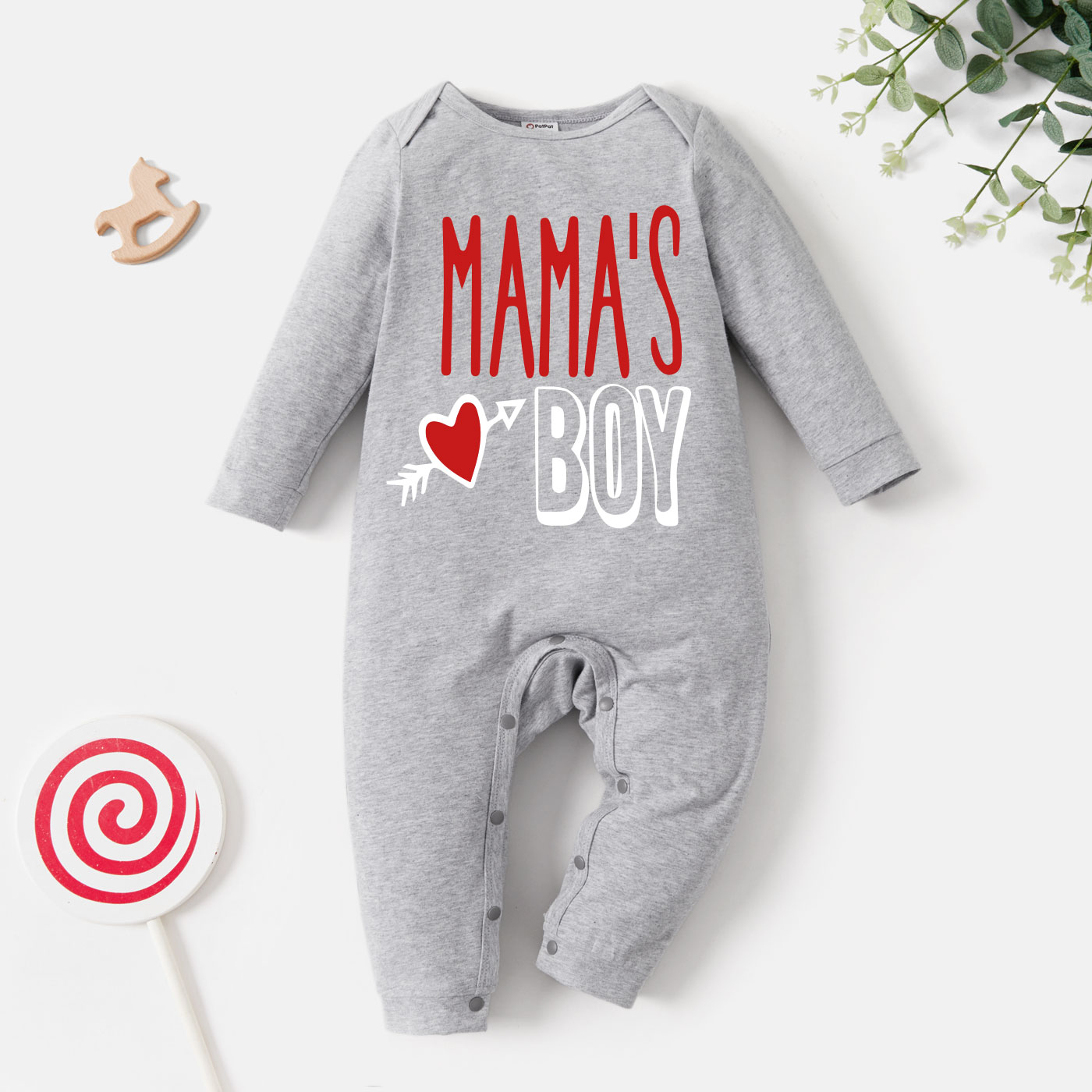 

Baby Boy Graphic Heart and Letter Print Long-sleeve Jumpsuit