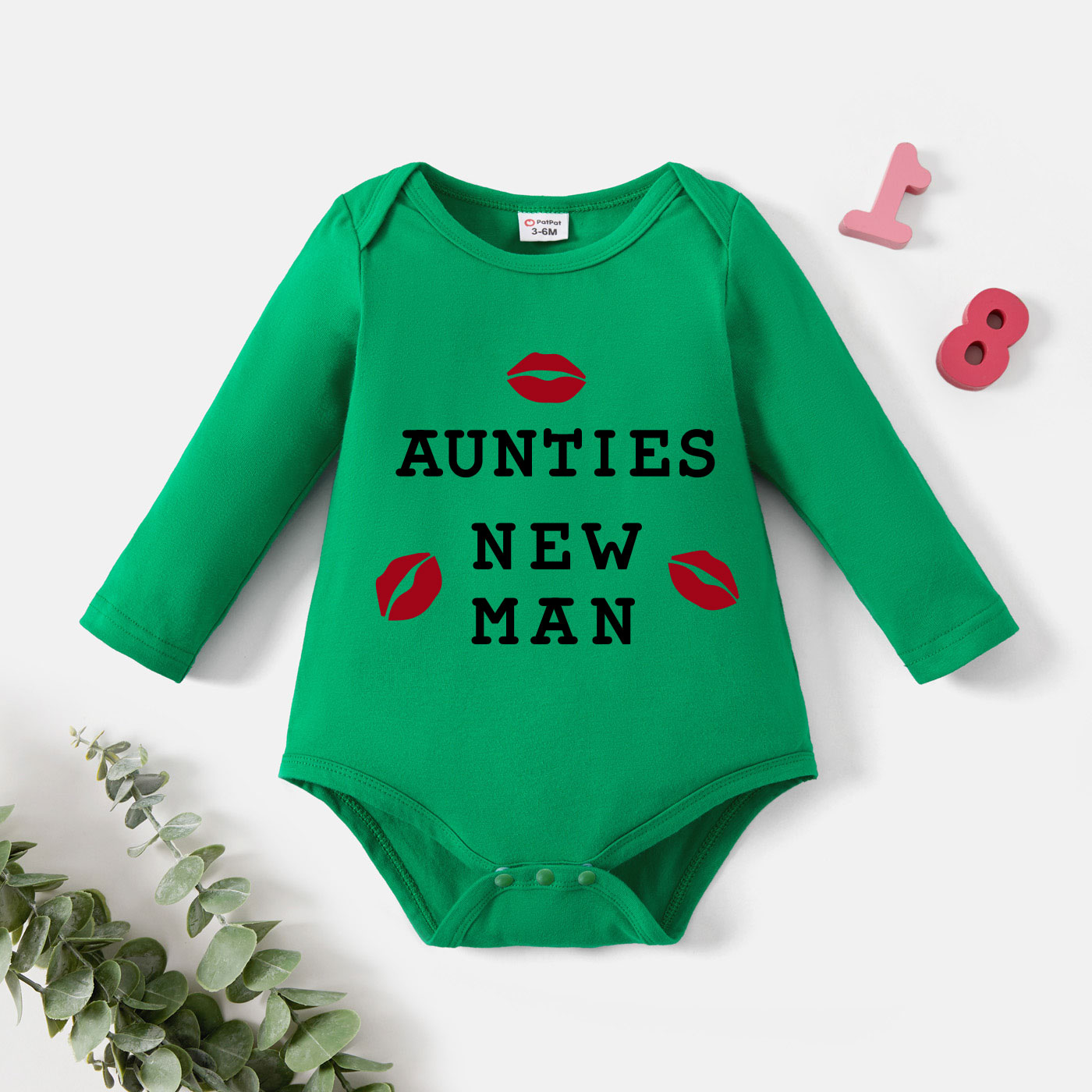 

Baby Boy Graphic Letter and Kiss Print Long-sleeve Romper