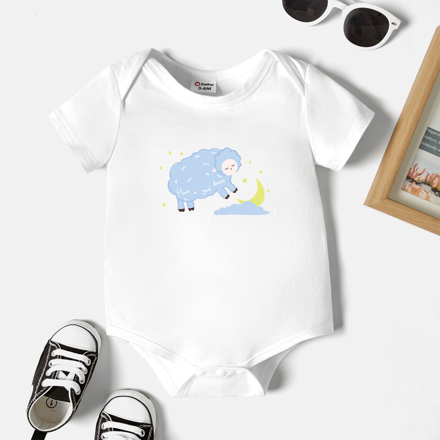 

Baby Graphic White Short-sleeve Romper
