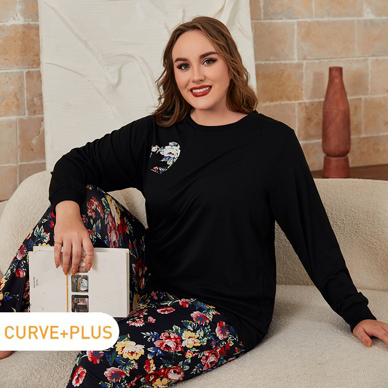 

2-piece Women Plus Size Casual Heart Print Black Top and Floral Print Pants Pajamas Lounge Set