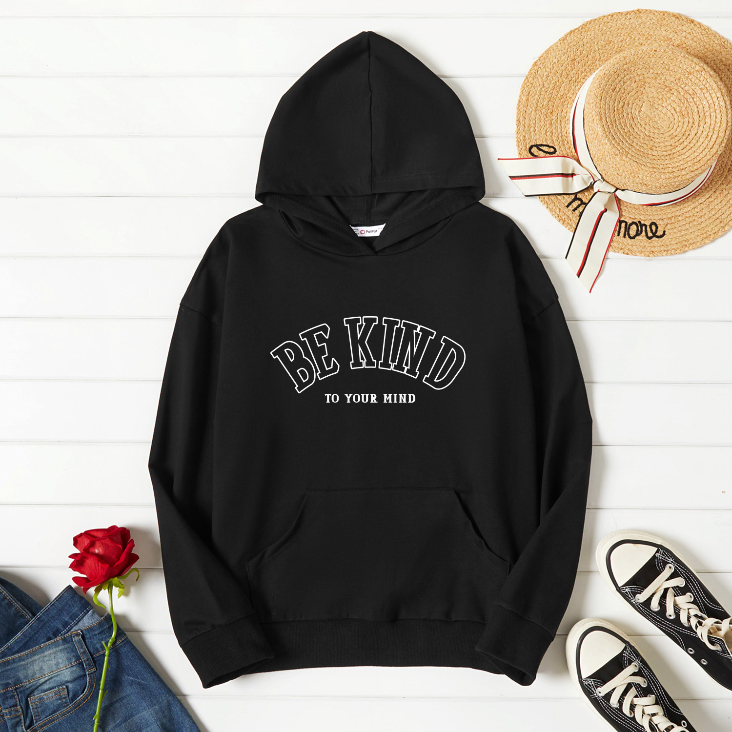 

Graphic Black Long-sleeve Hooded Pullover For Women