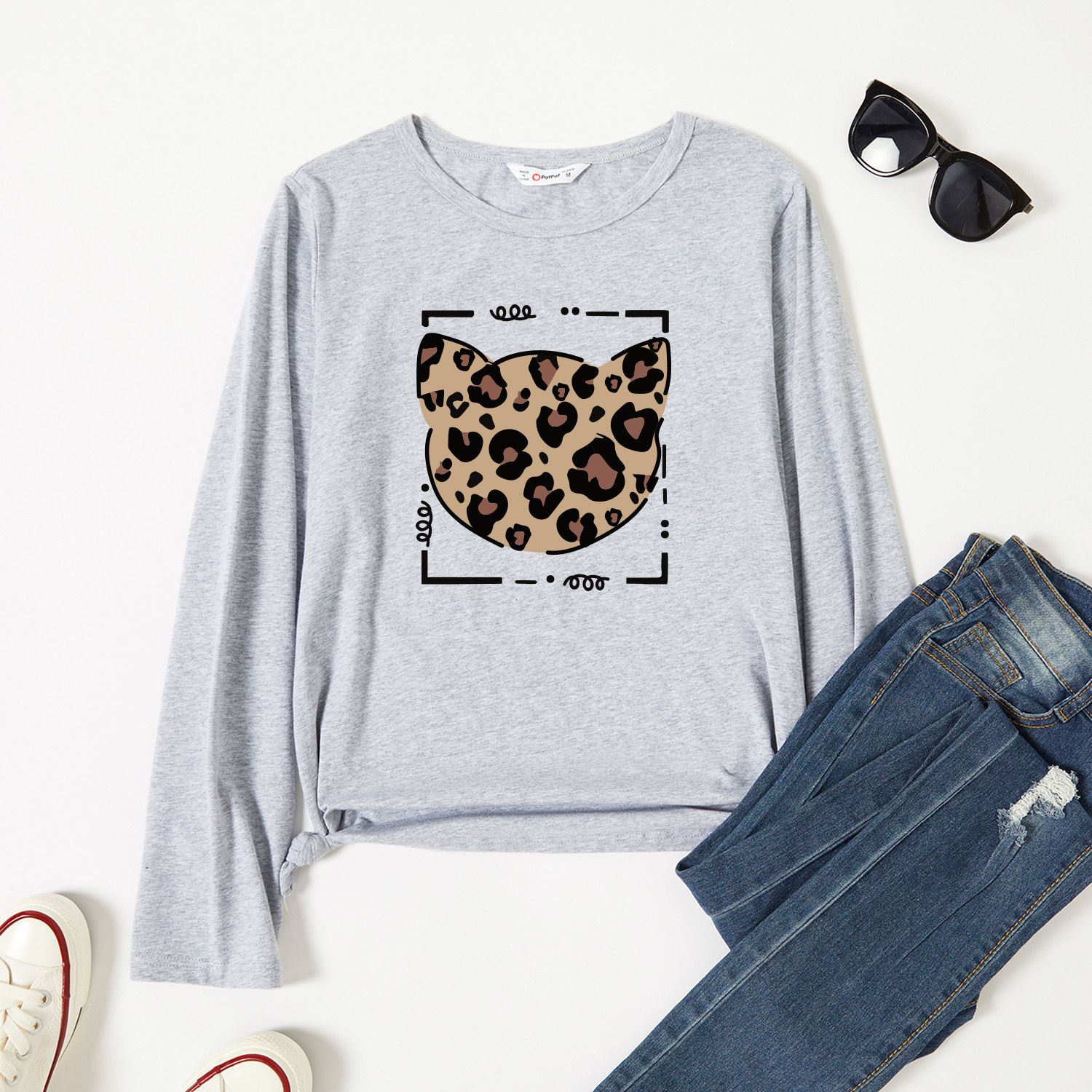 

Woman Animal Print Long-sleeve Round-collar Tee