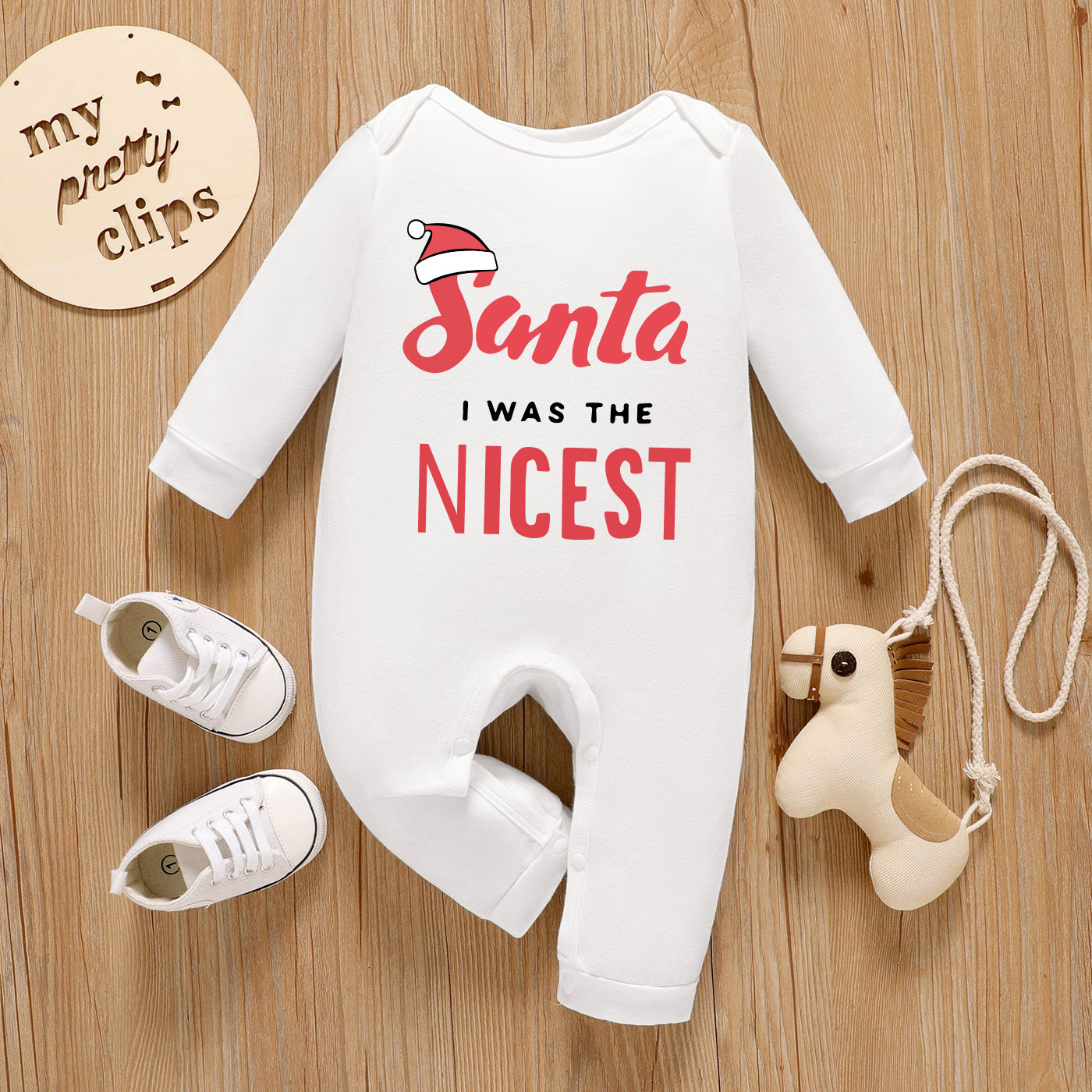 

Christmas Baby Graphic Letter and Christmas Hat Print Long-sleeve Jumpsuit