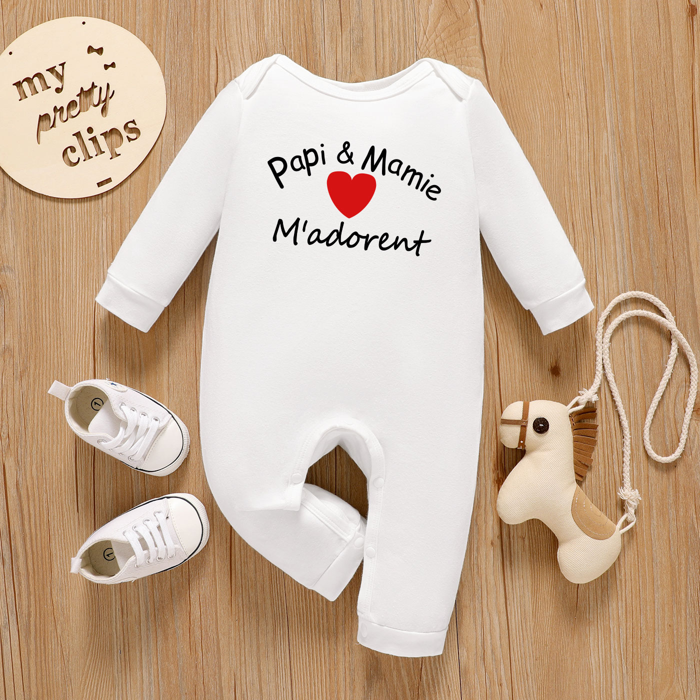 

Baby Graphic Letter and Heart Print Long-sleeve Jumpsuit