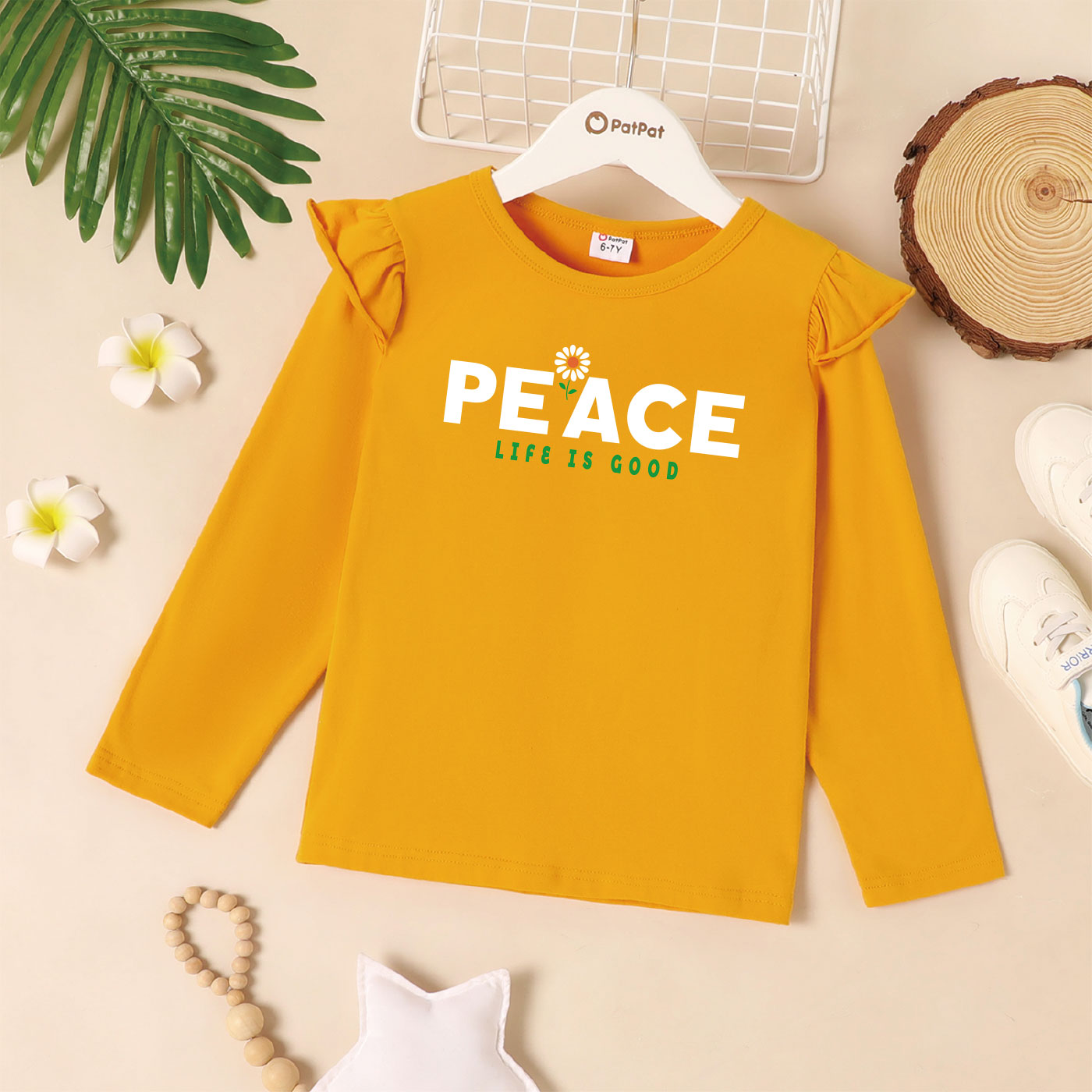 

Kid Girl Graphic Letter and Floral Print Ruffled Long-sleeve Tee