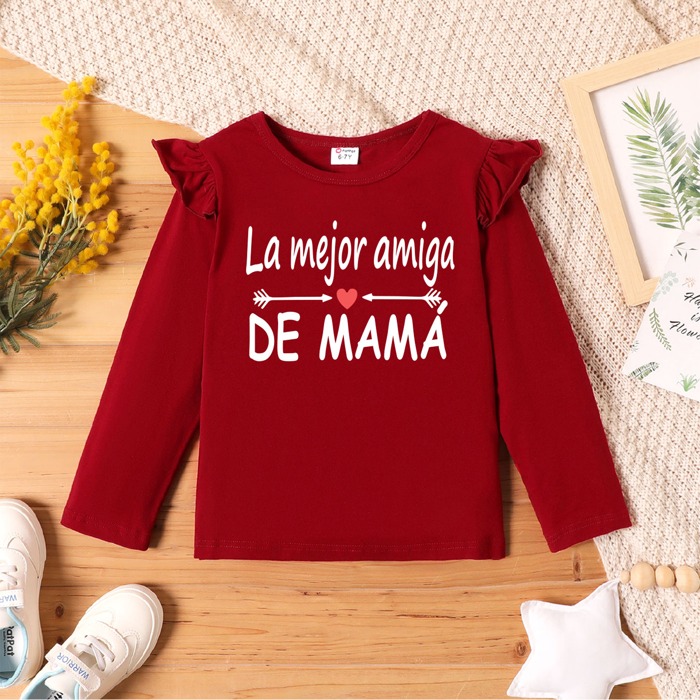 

Kid Girl Graphic Letter and Heart Print Ruffled Long-sleeve Tee