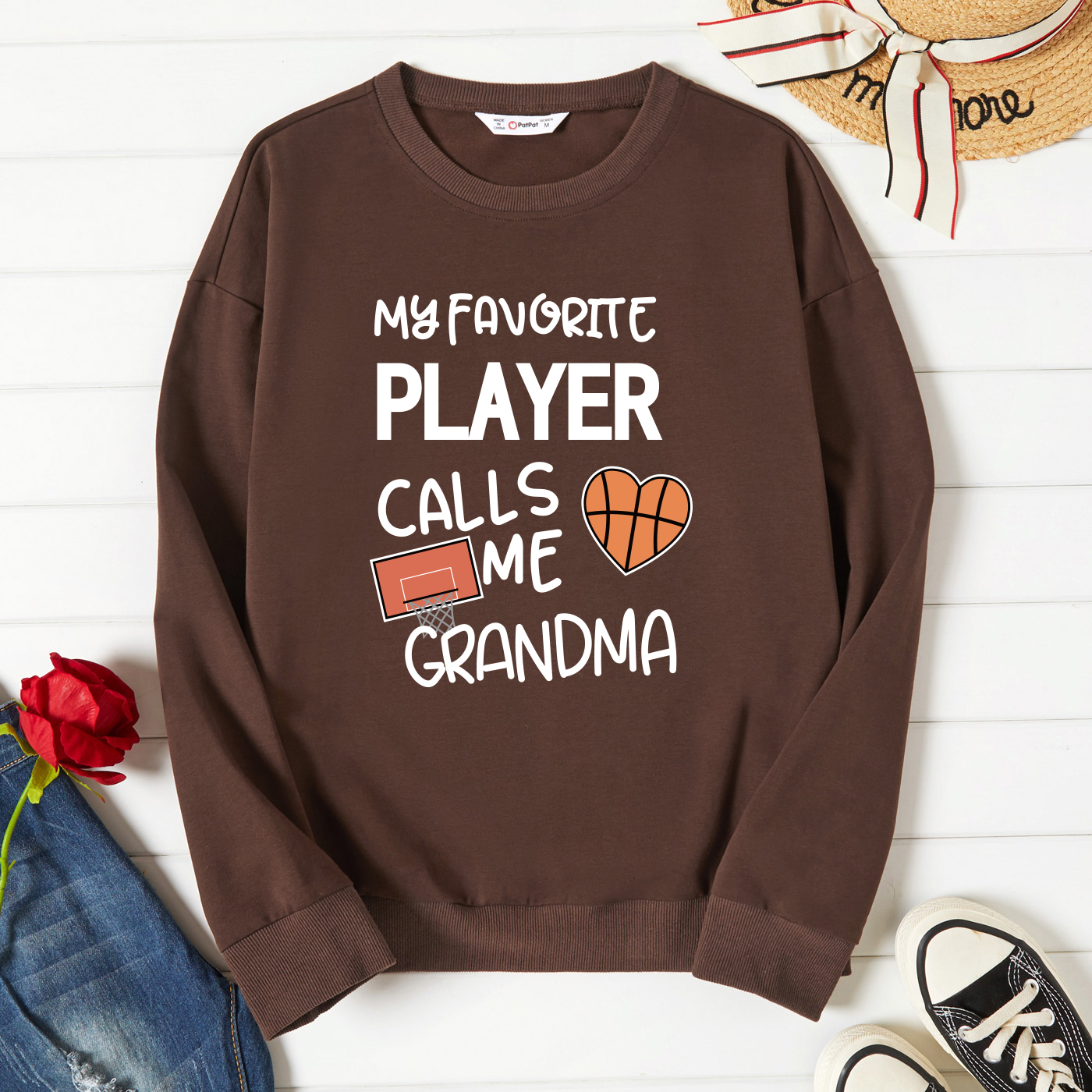 

Women Graphic Letter and Basketball and Heart-shaped Print Round-collar Long-sleeve Pullover