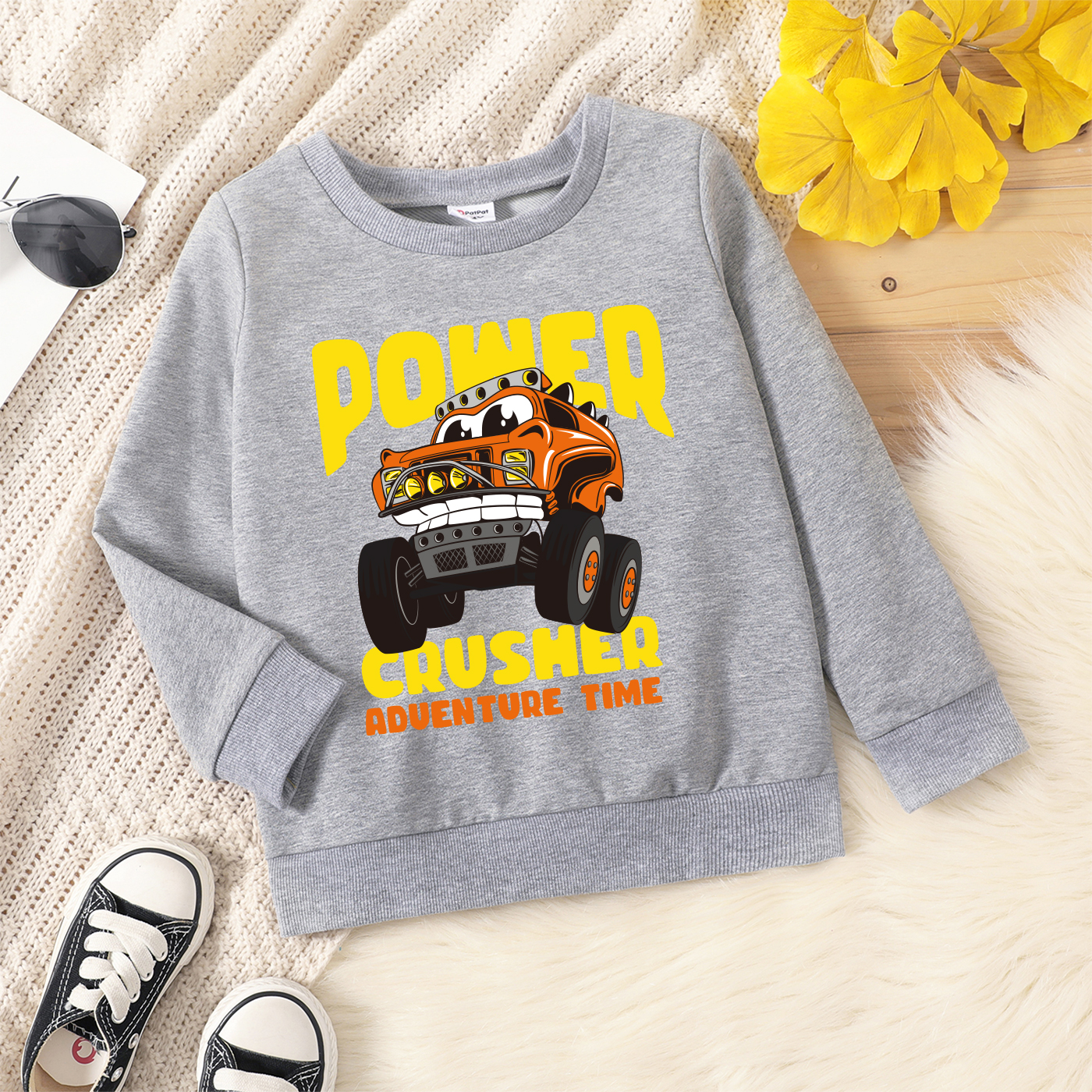 

Toddler Boy Graphic Letter and Truck Print Long-sleeve Pullover