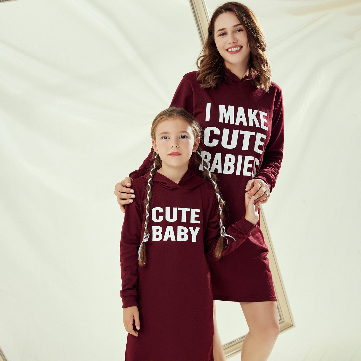 

Letter Print Wine Red Long-sleeve Hooded Sweatshirt Dress for Mom and Me