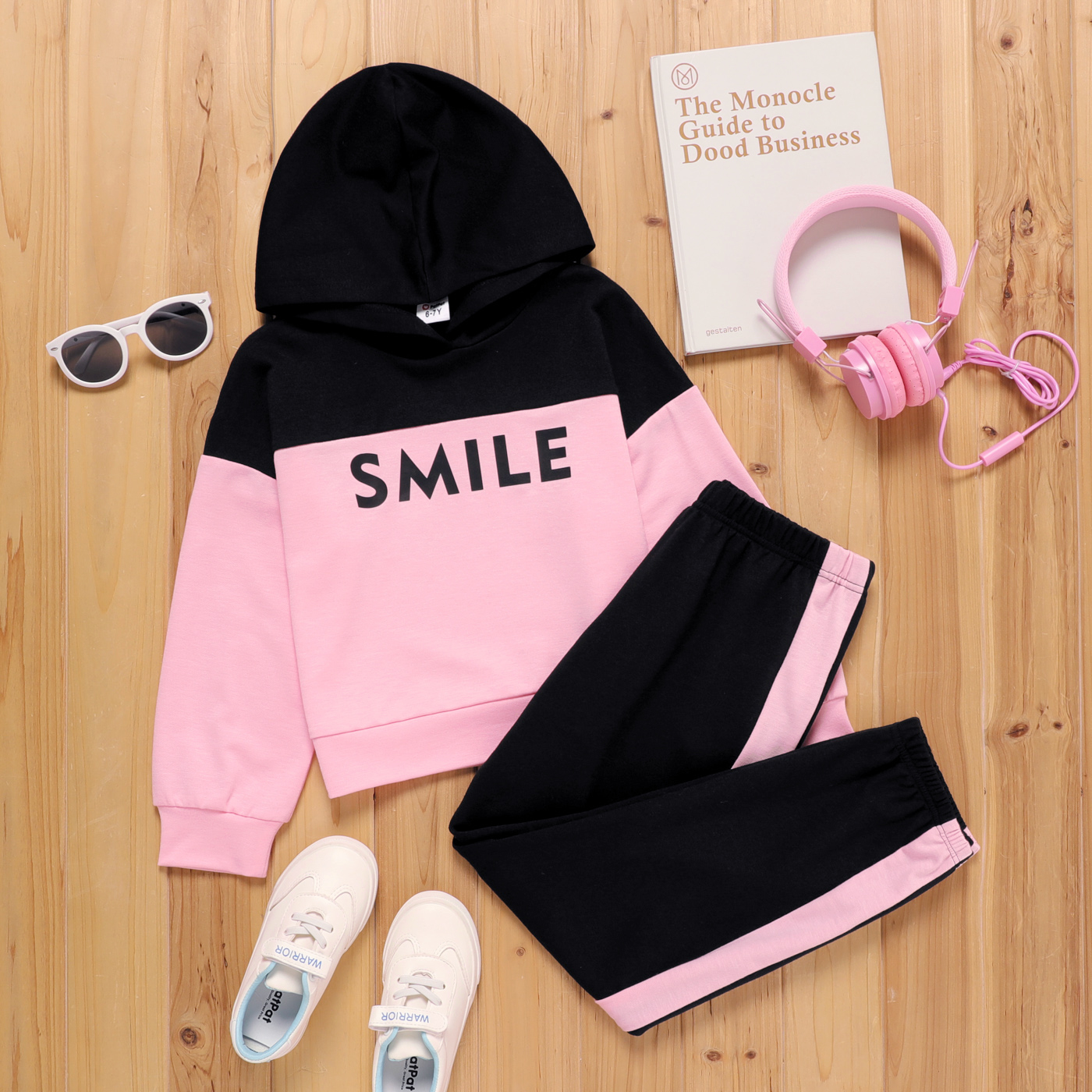 

2-piece Kid Girl Letter Print Colorblock Hoodie Sweatshirt and Pants Casual Set