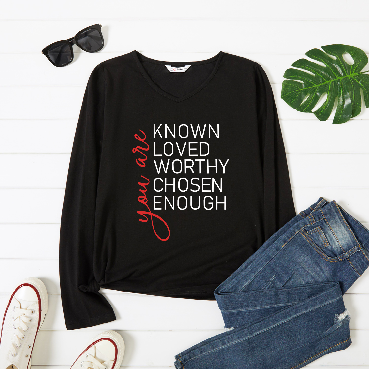 

Women Graphic Letter Print V Neck Long-sleeve Tee