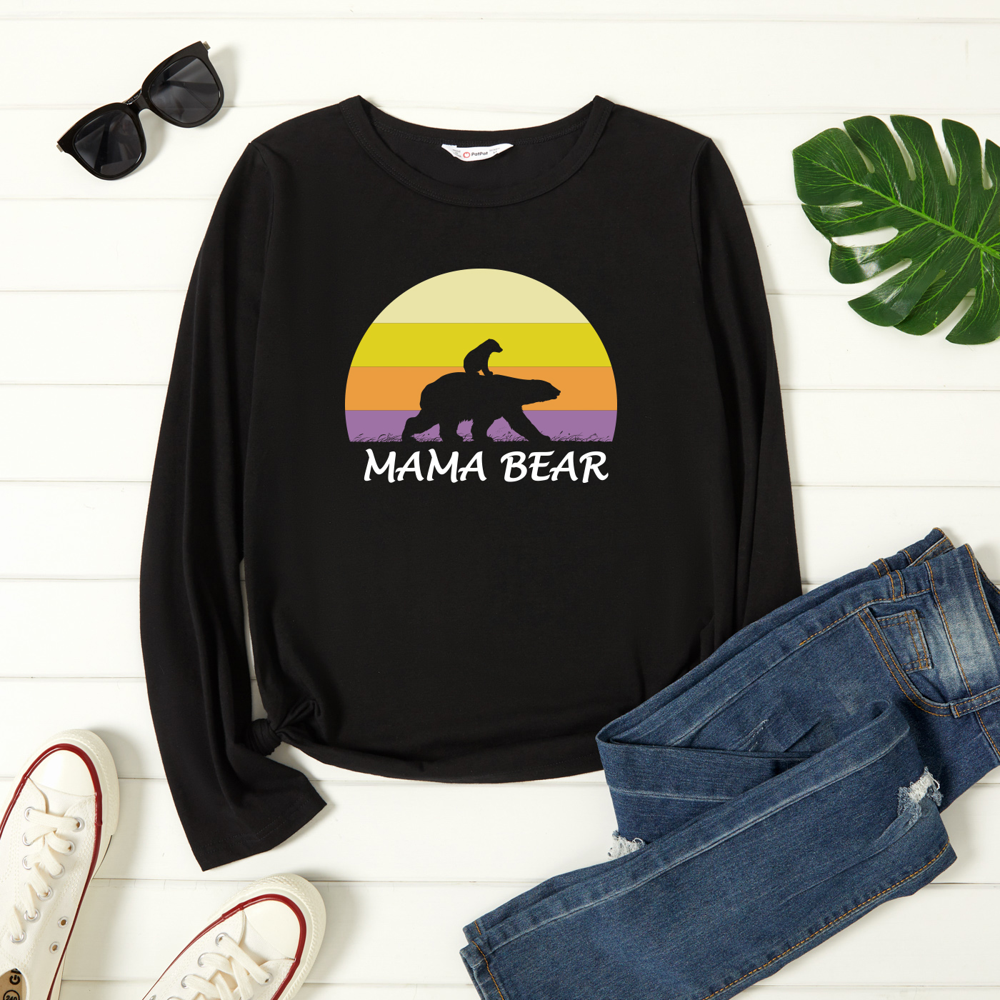 

Woman Graphic Bear Print Long-sleeve Round-collar Tee