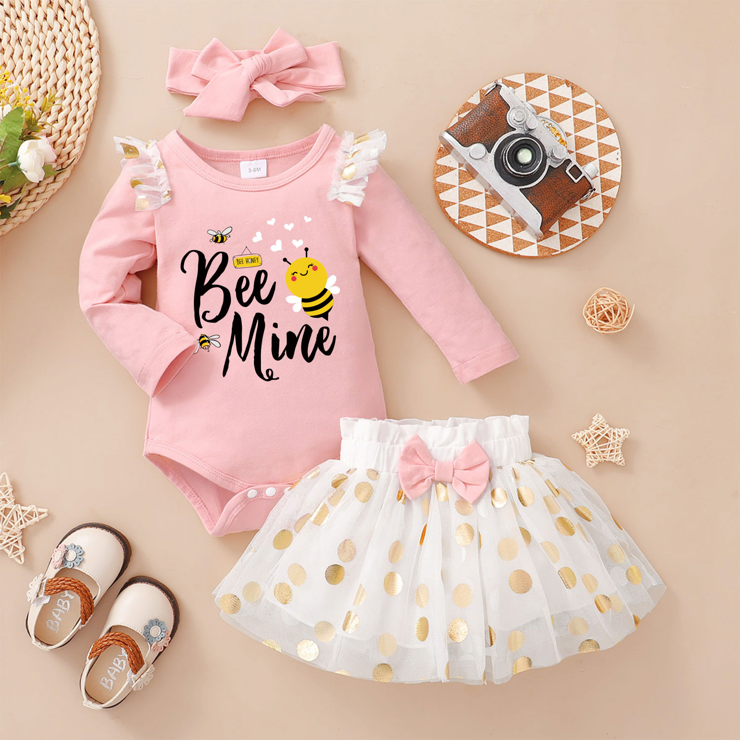 

3pcs Baby Girl Cartoon Bee Letter Print Long-sleeve Romper and Glitter Dots Mesh Tutu Skirt with Headband Set