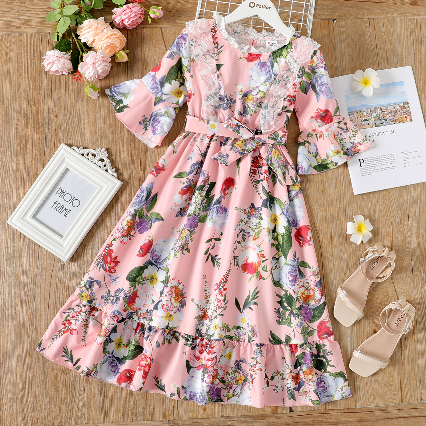 

Kid Girl Floral Print Ruffled Lace Design Short-sleeve Dress