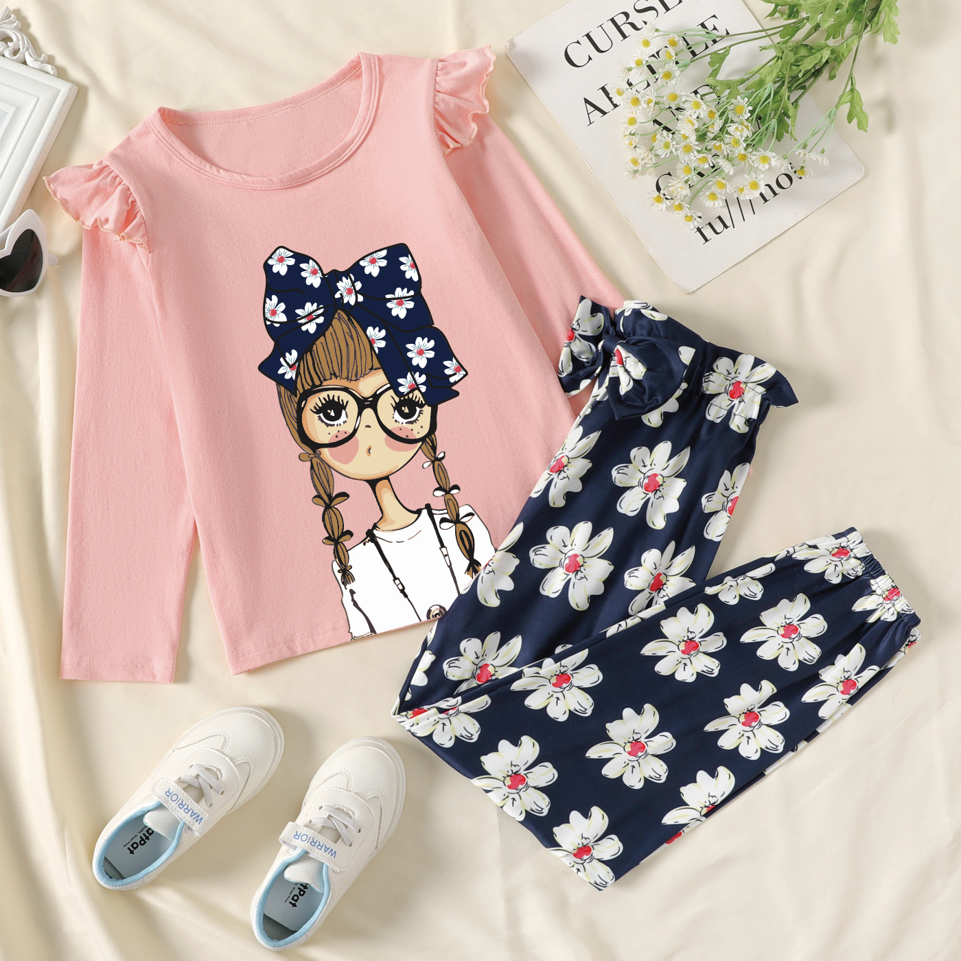 

2pcs Kid Girl Ruffled Figure Print Pure Cotton Tee and Floral Print Bowknot Design Pants Set