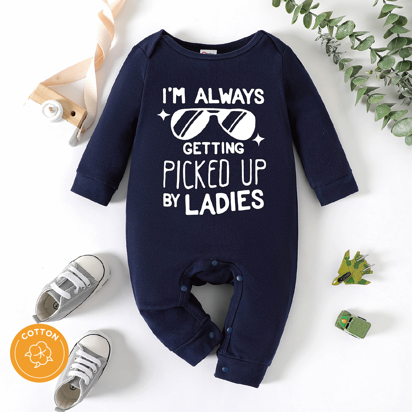 

Baby Boy 95% Cotton Long-sleeve Sunglasses and Letter Print Jumpsuit