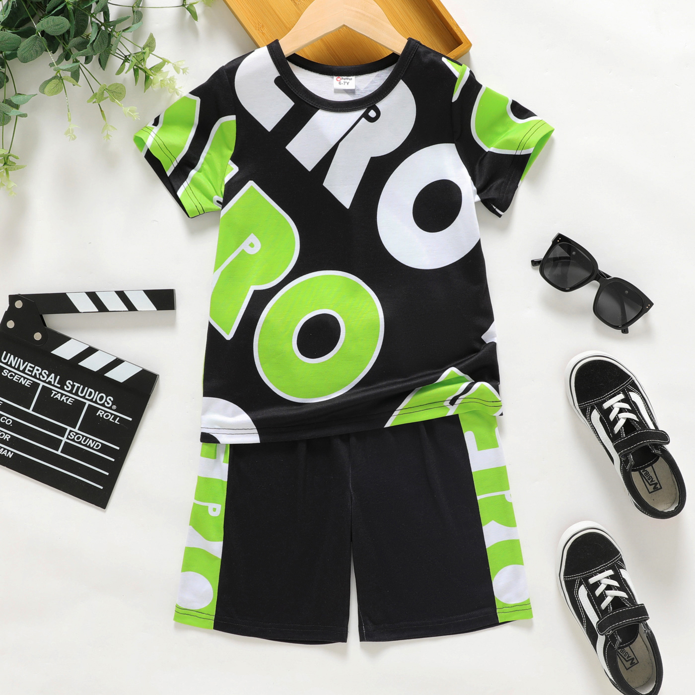 

2pcs Kid Boy Colorful Letter Print Short-sleeve Tee and Elasticized Shorts Set