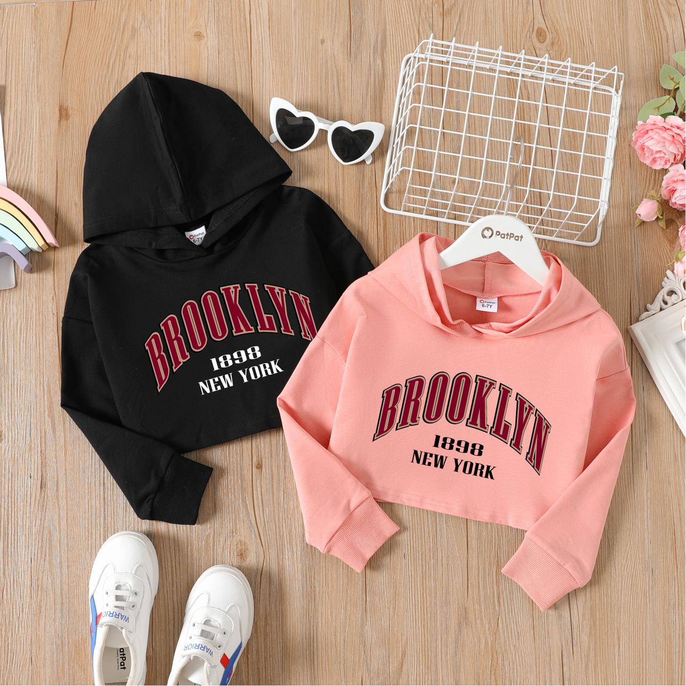 

Kid Girl Letter Print Cotton Crop Hooded Sweatshirt