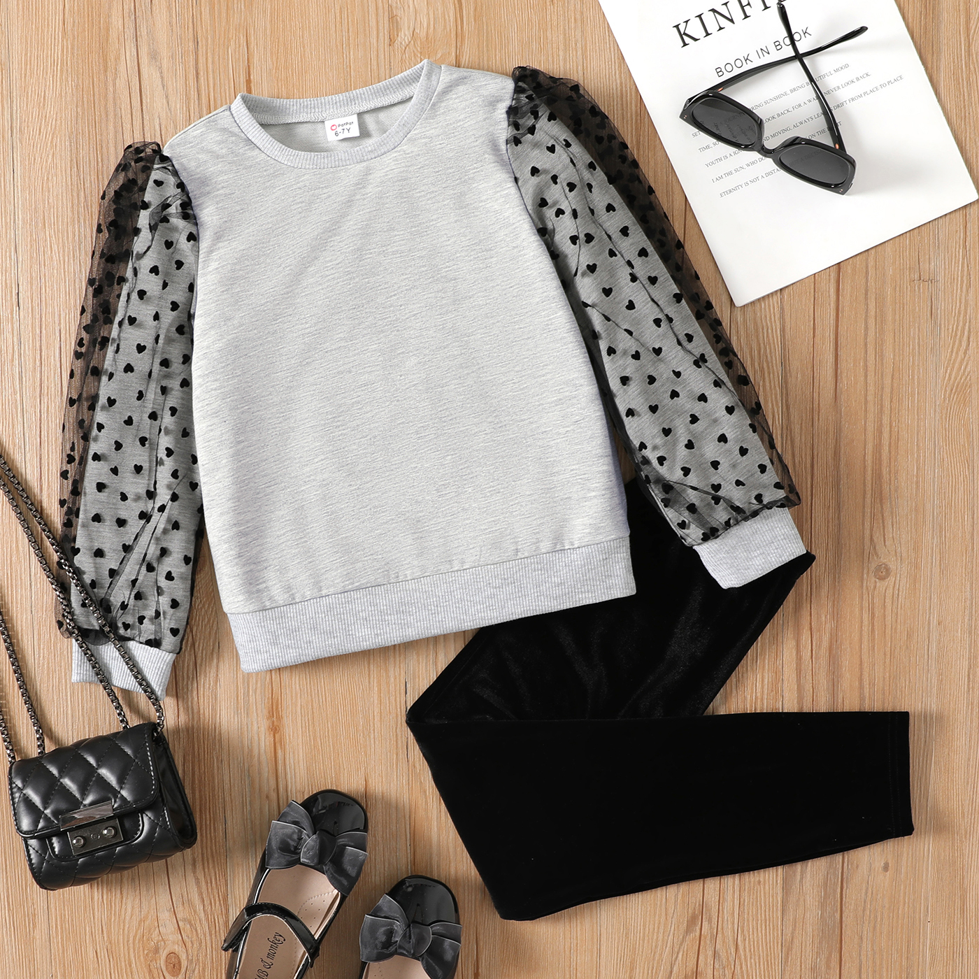 

2pcs Kid Girl Heart Print Mesh Design Sweatshirt and Velvet Black Leggings Set