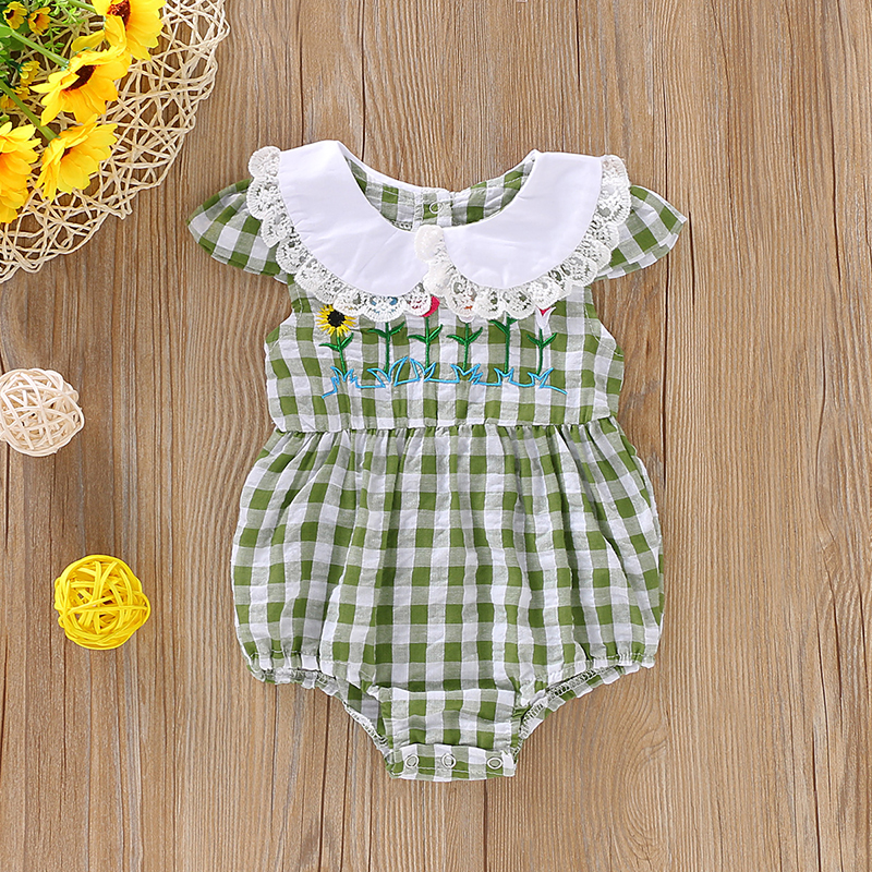 

Baby Girl Ruffle Collar Plaid Short-sleeve Dress