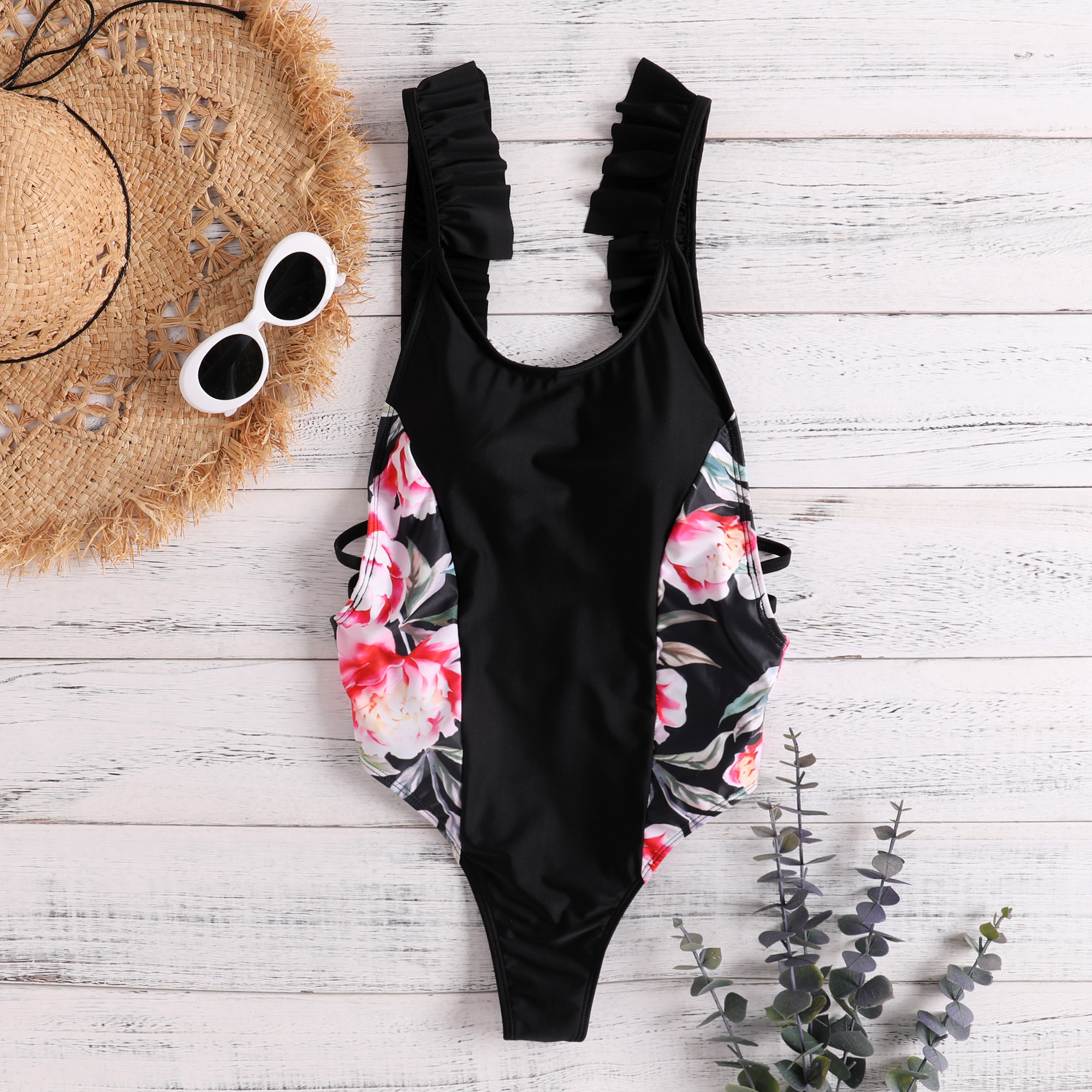 

Women's One-piece Flowers Print Swimsuit
