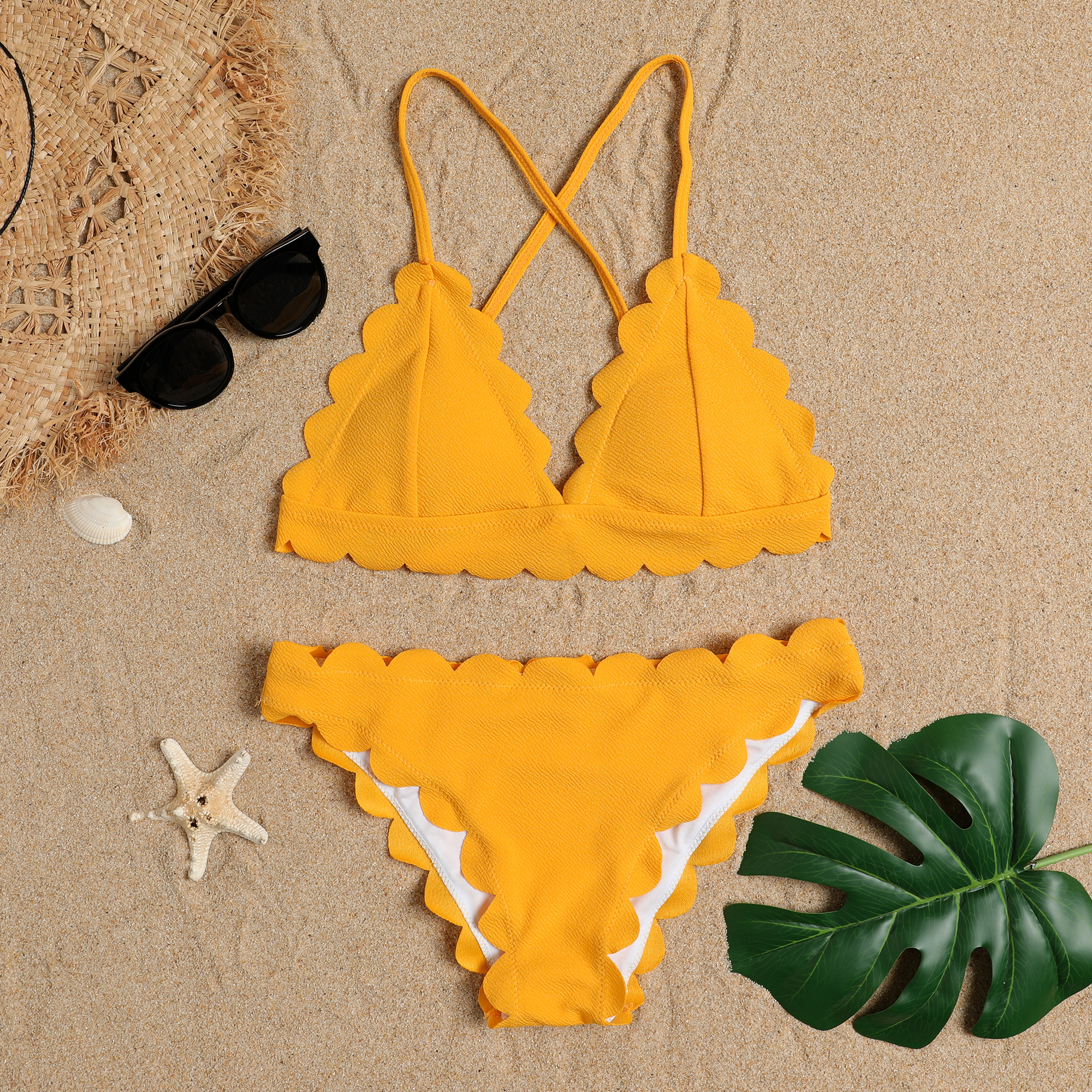 

Flower Shaped Crisscross Swimwear Set