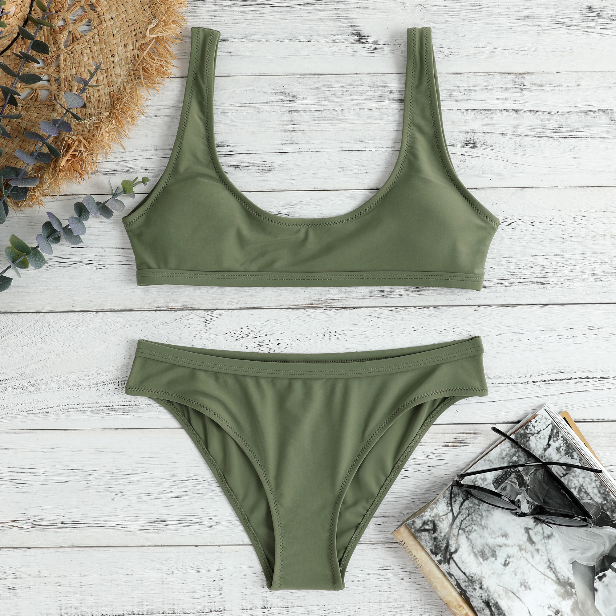 

Sporty Style Padded Swimwear Set