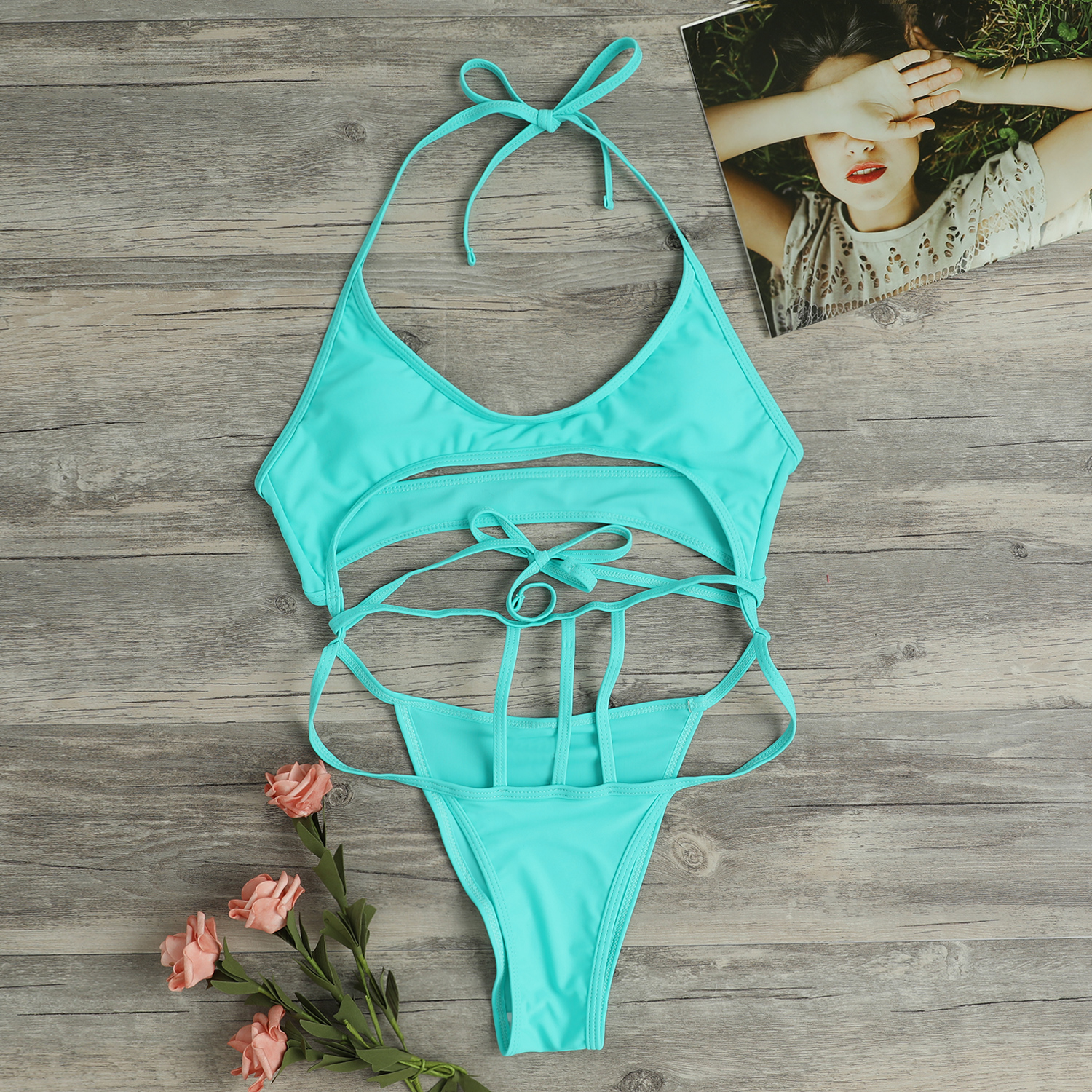 

Solid One-piece Halter Bikini Swimwear