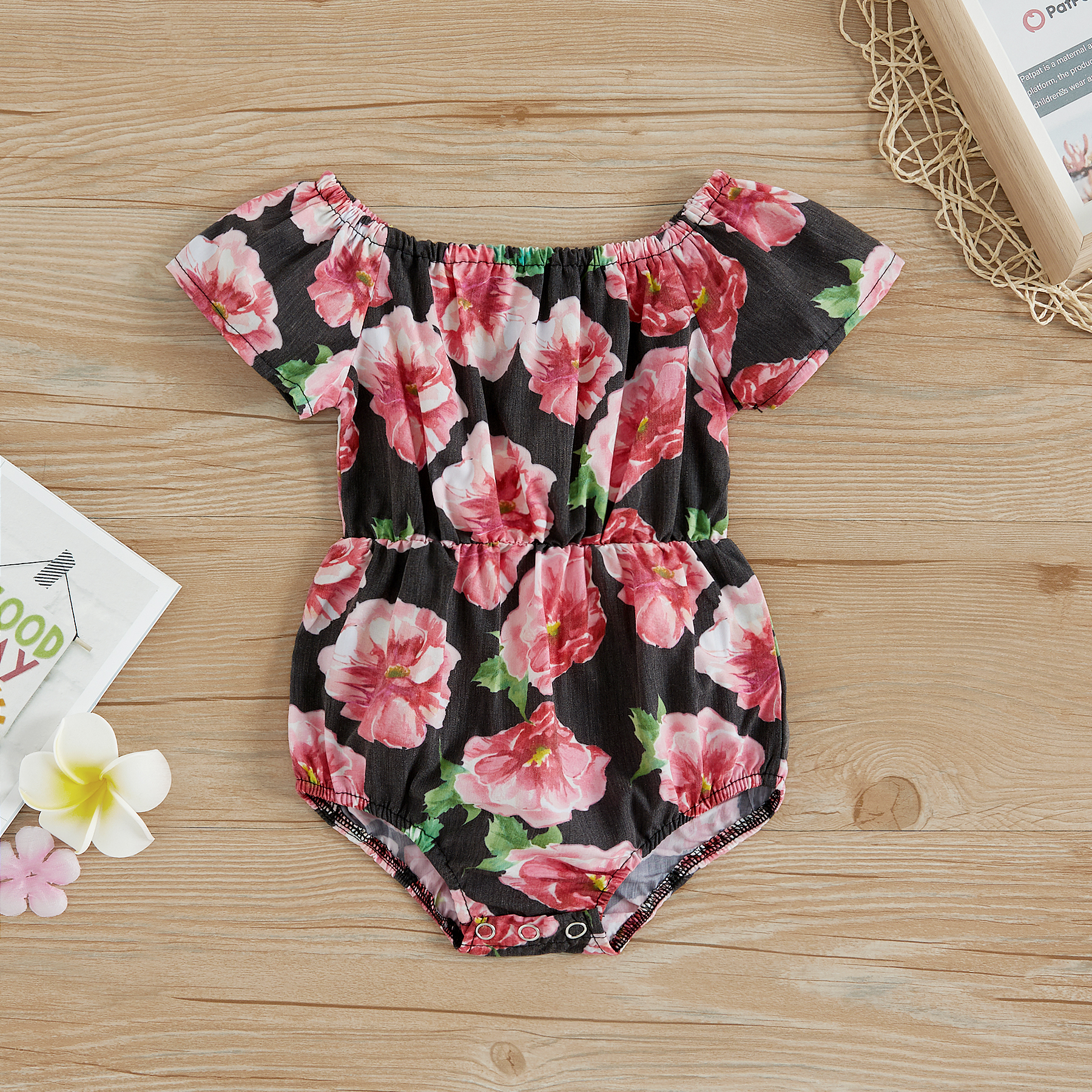 

Floral Print Ruffle-sleeve Romper for Baby Girl
