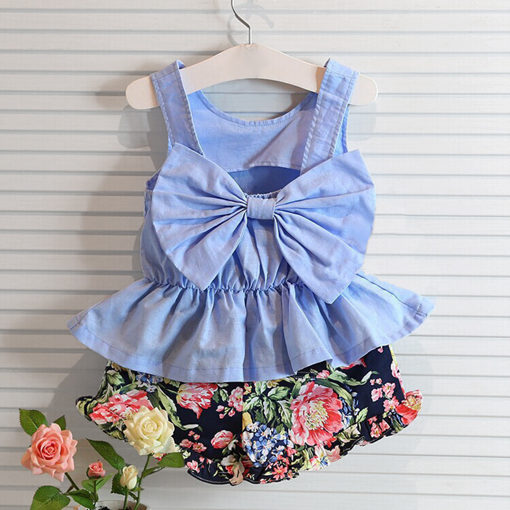 

Ruffle Big Bow Top and Floral Shorts Set