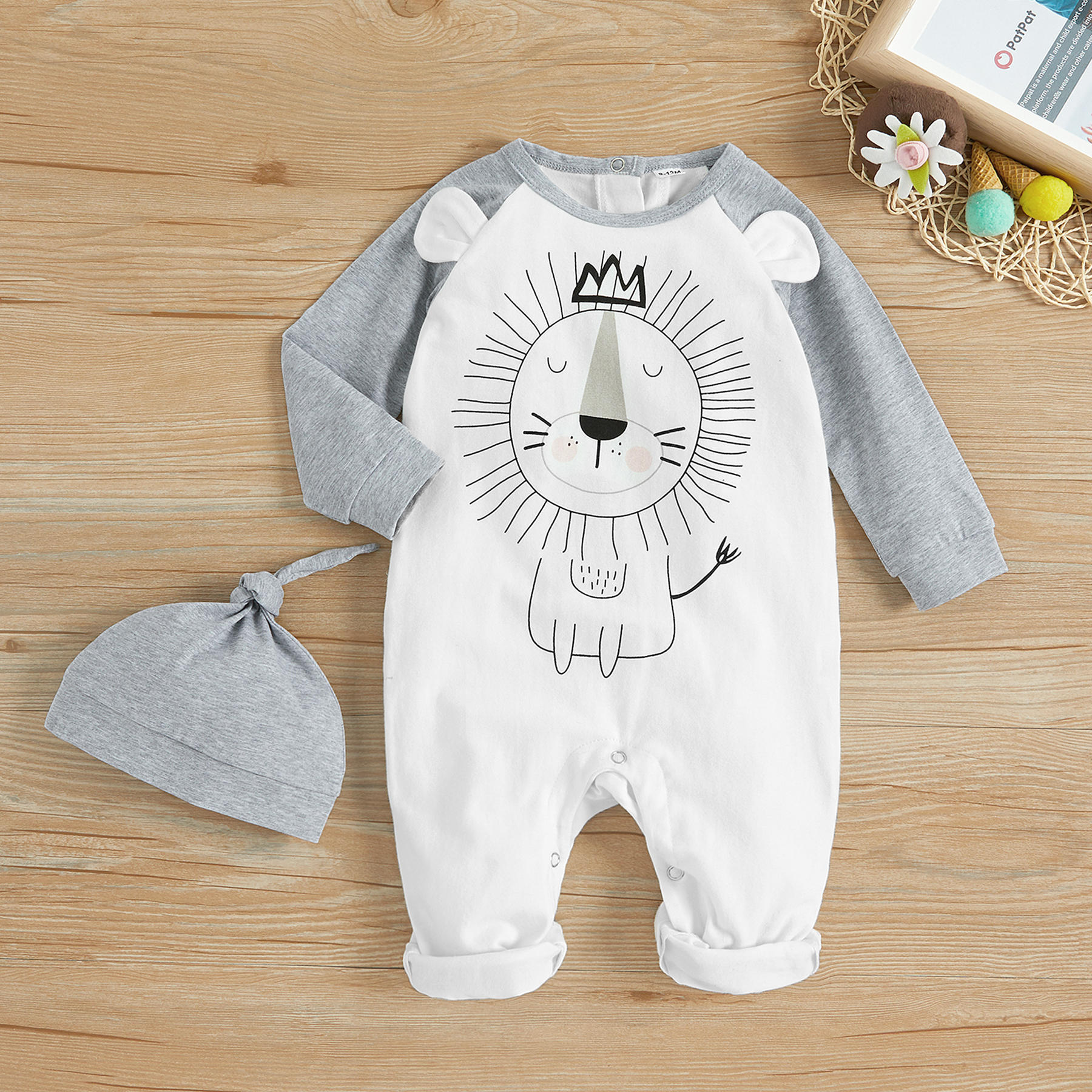 

2-piece Cute Lion Print Jumpsuit and Hat for Baby