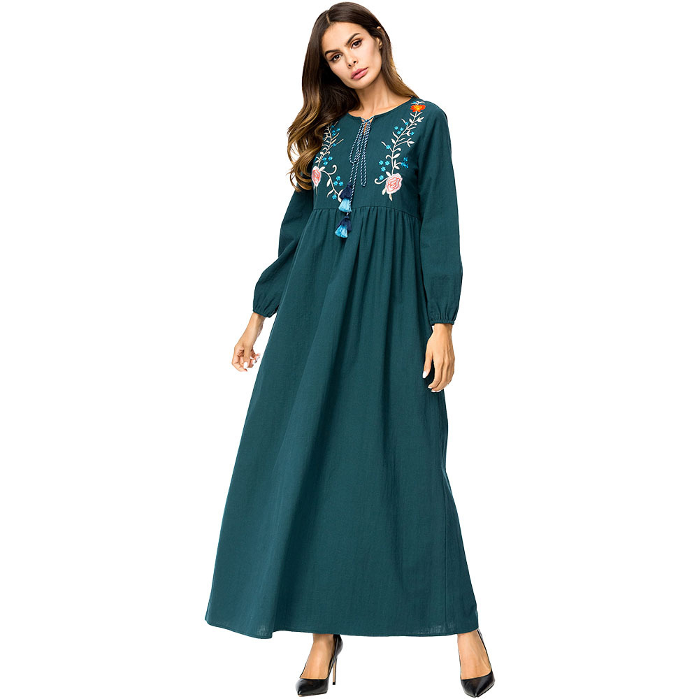 

Ethnic Embroidery Long-sleeve Plus Size Maxi Dress