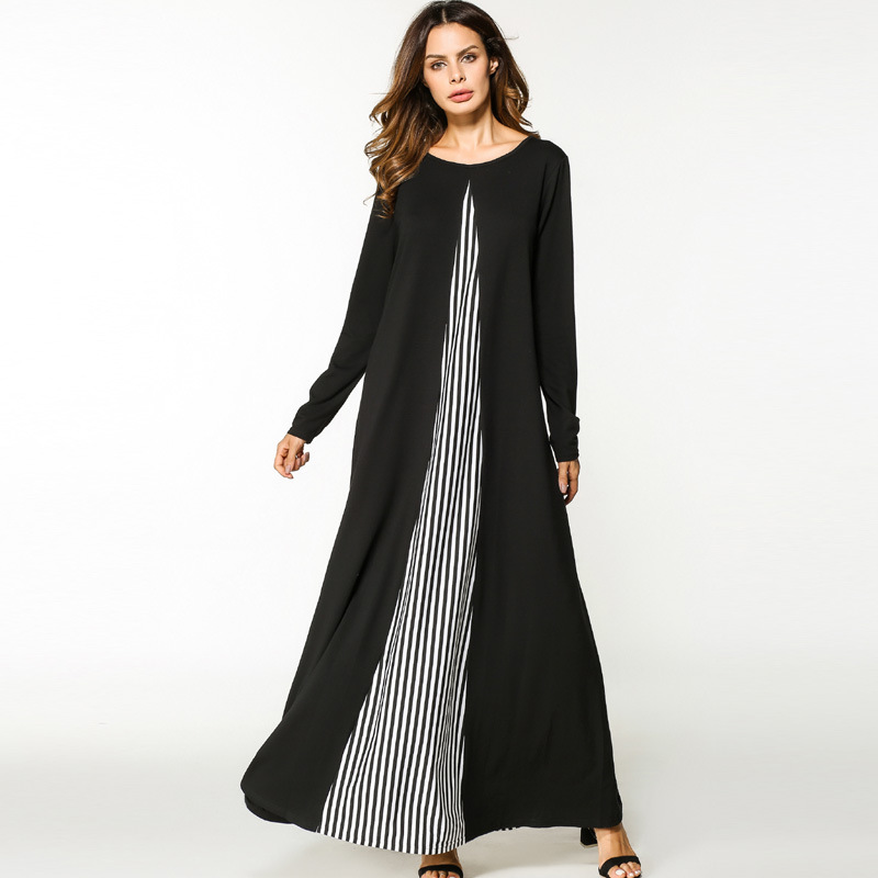 

Fashionable Contrast Plus-size Maxi Dress