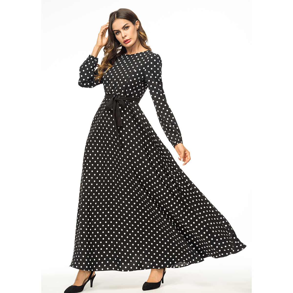 

Elegant Dotted Long-sleeve Maxi Dress