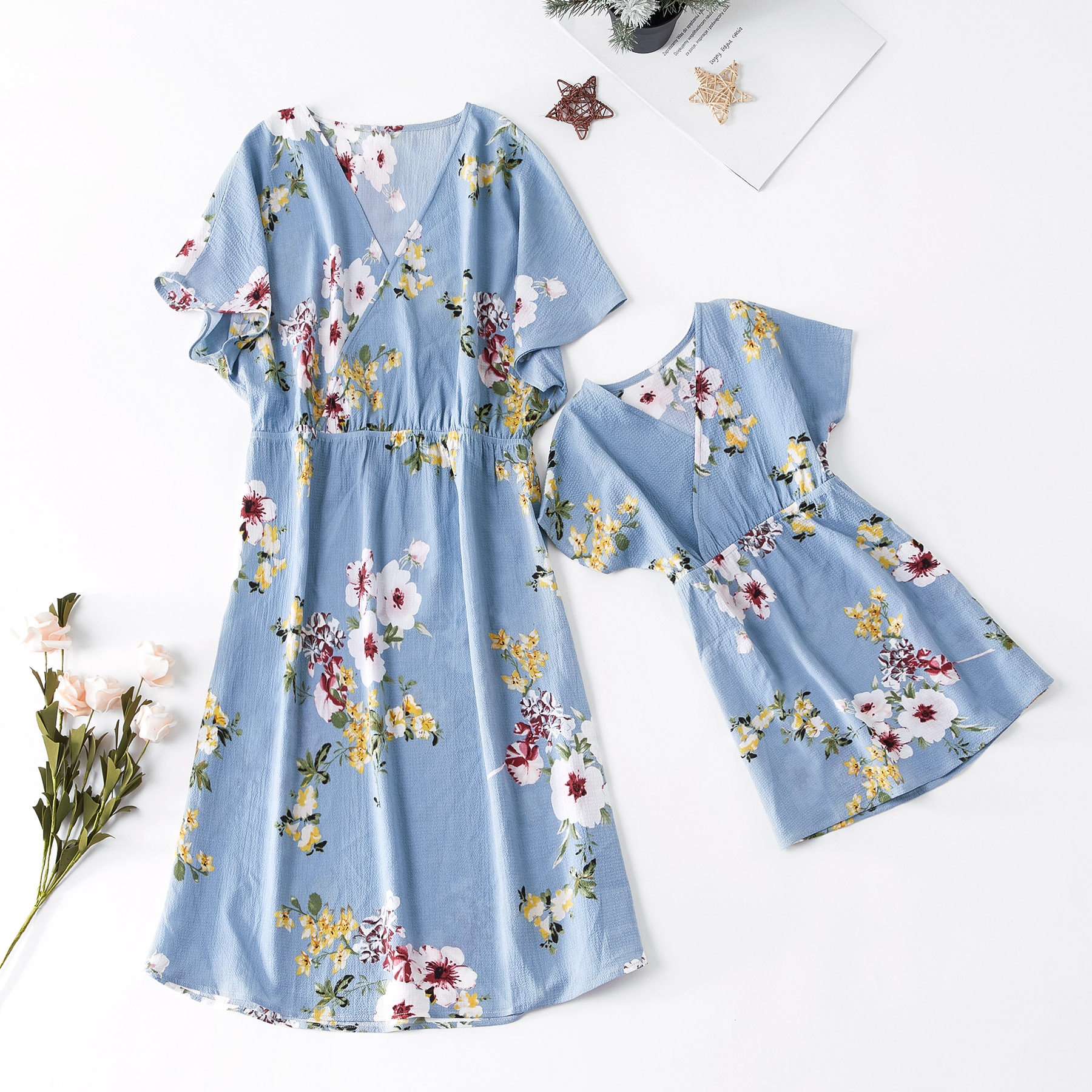 

V-neck Print Matching Dresses