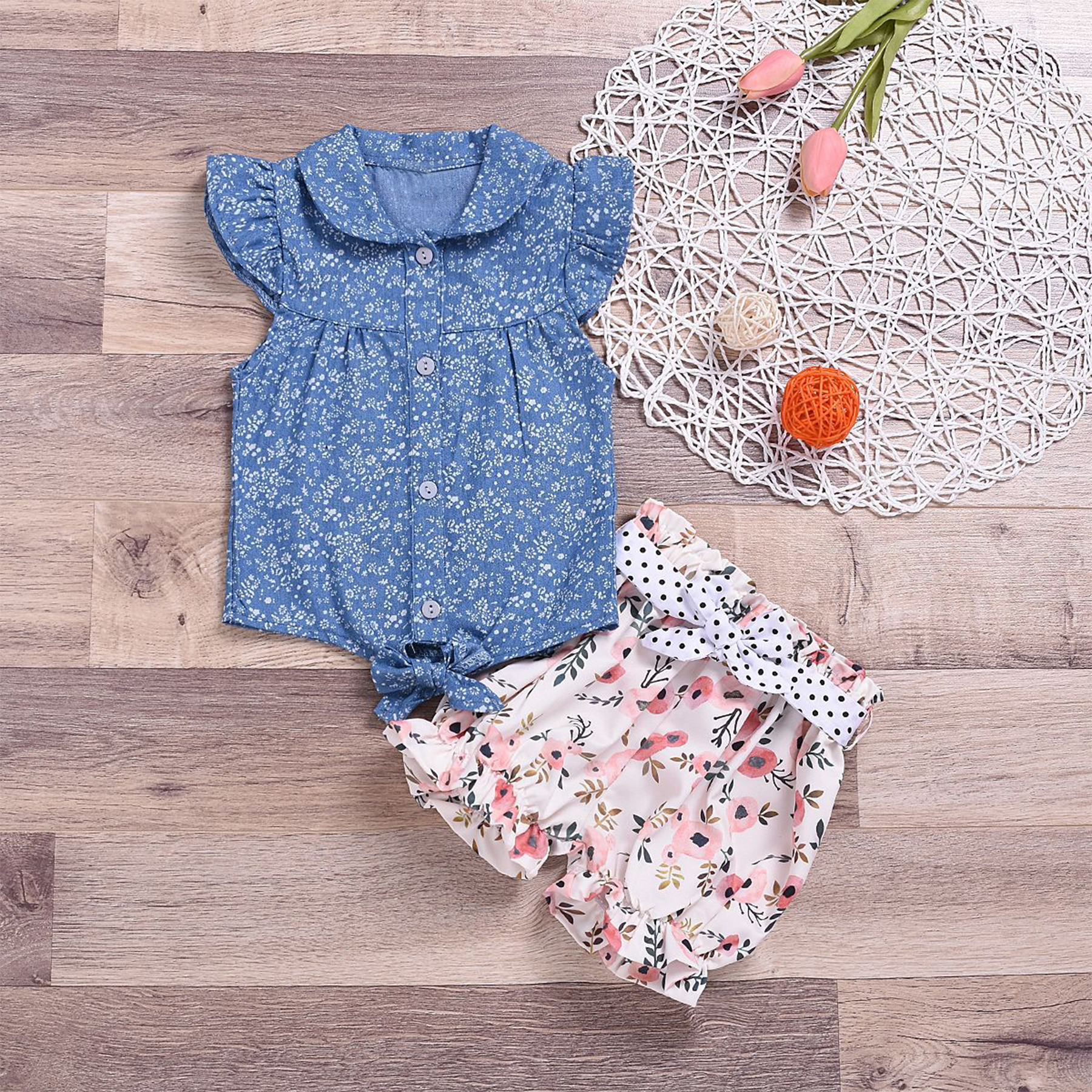 Flutter-sleeve Top and Floral Shorts Set for Baby / Toddler Girl