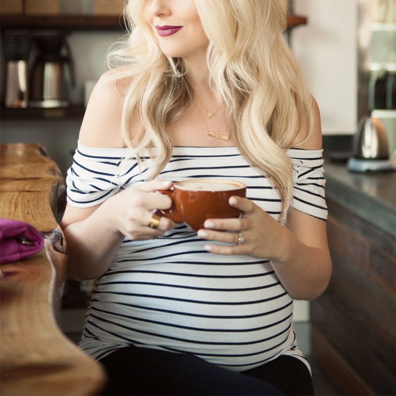 

Pretty Striped Short-sleeve Maternity Tee