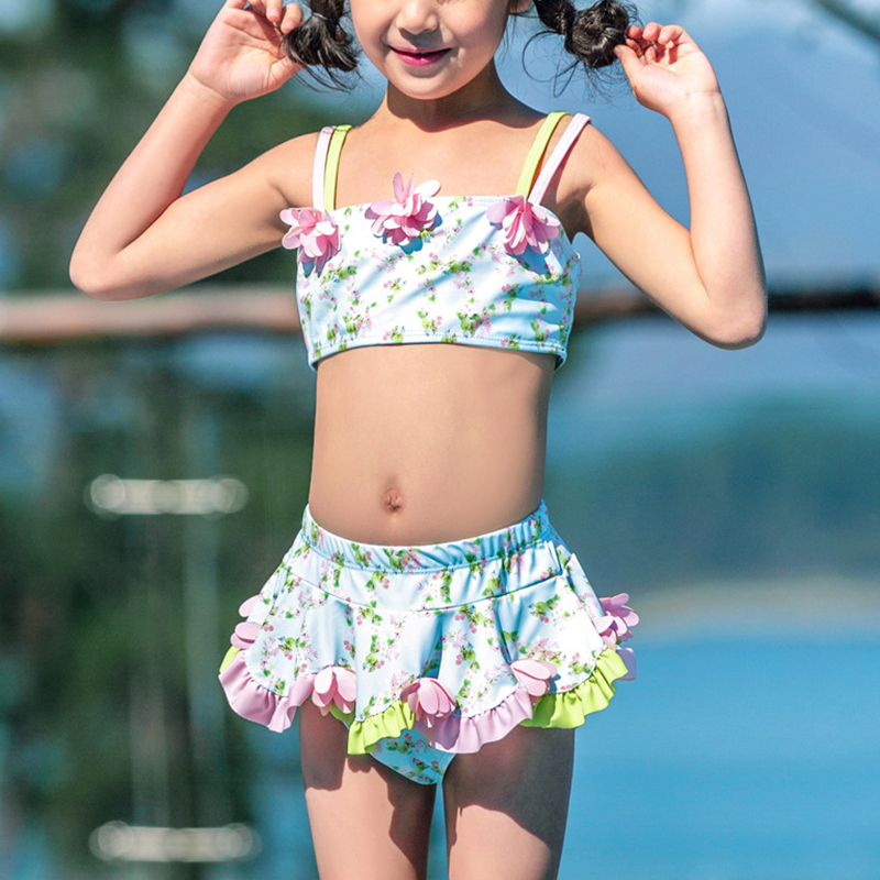 

Beautiful Floral Print 3D Flower Ruffled Bikini