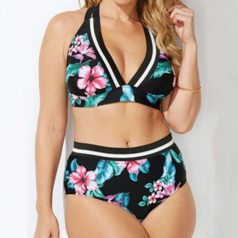 

Striped Allover Plus-size Two-piece Swimwear