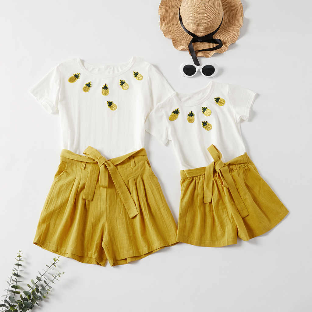 

Pineapple Decor Tee and Shorts Matching Set