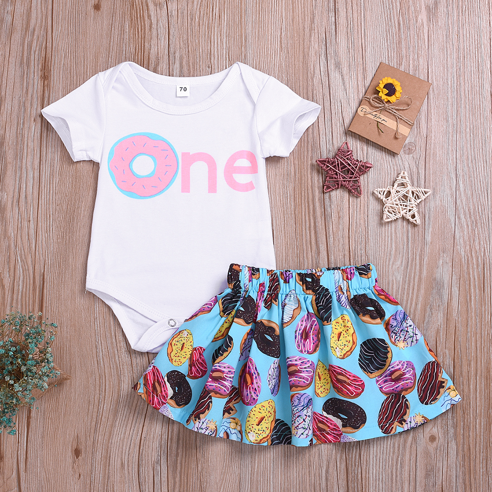 

Baby Girl Letter Print Tee and Doughnut Print Skirt Set