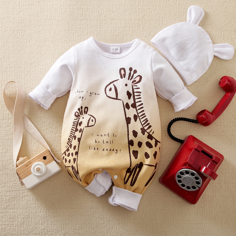 

2pcs Baby Cartoon Giraffe and Letter Print Color Gradient Long-sleeve Jumpsuit Set
